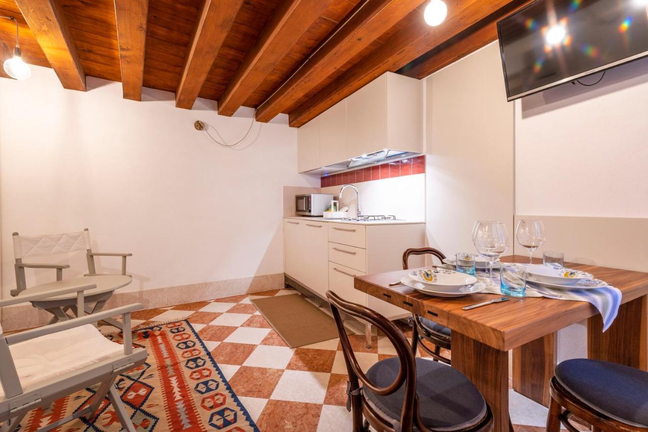 شقة San Silvestro House البندقية المظهر الخارجي الصورة